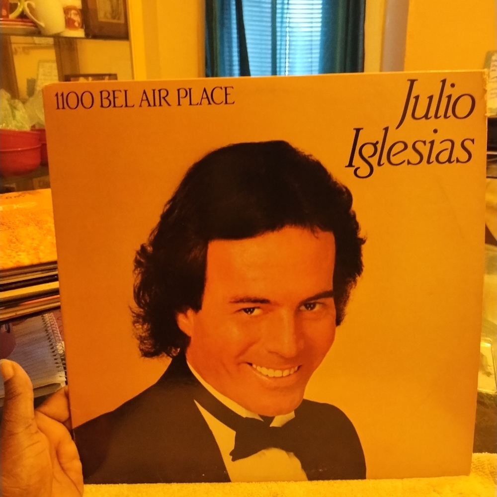 Julio Iglesias 1100 Bel Air Place Vinyl Record